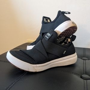 Vans UltraRange Gore UltraCush Sneakers